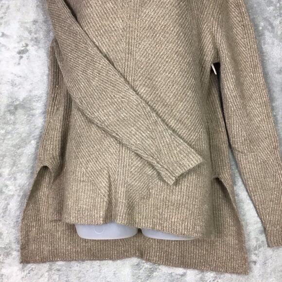 Sweet Romeo Sweater Women’s Medium Brown Tan Turtleneck Hi Low Pullover - Picture 9 of 9